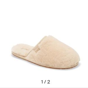 Ugg fluffette slippers size 7